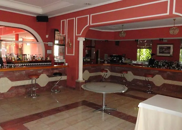 Отель La Torre Миахадас